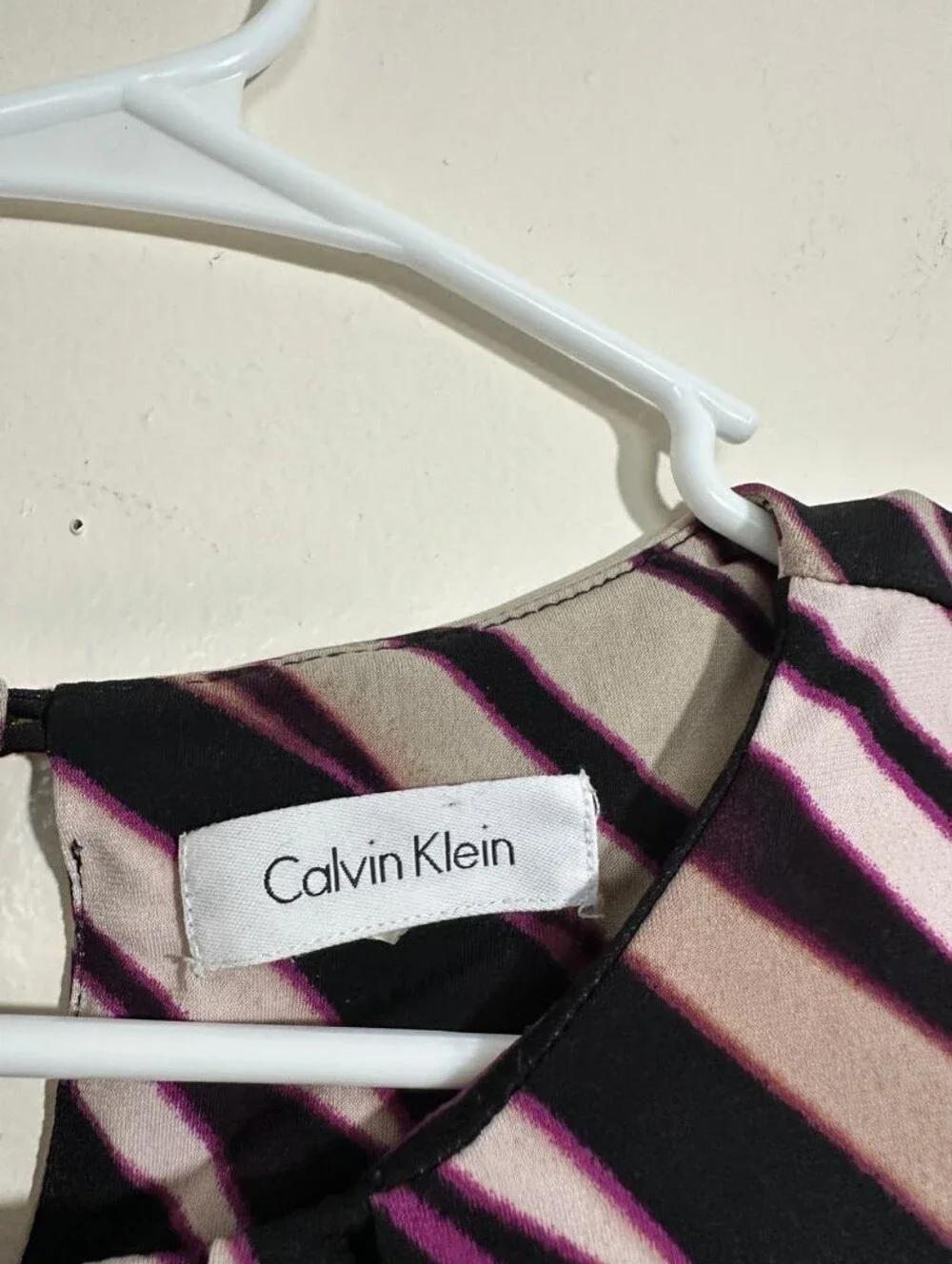 Calvin Klein Sleeveless Abstract Zebra-Pleated Neck Tank Blouse To Size• XS